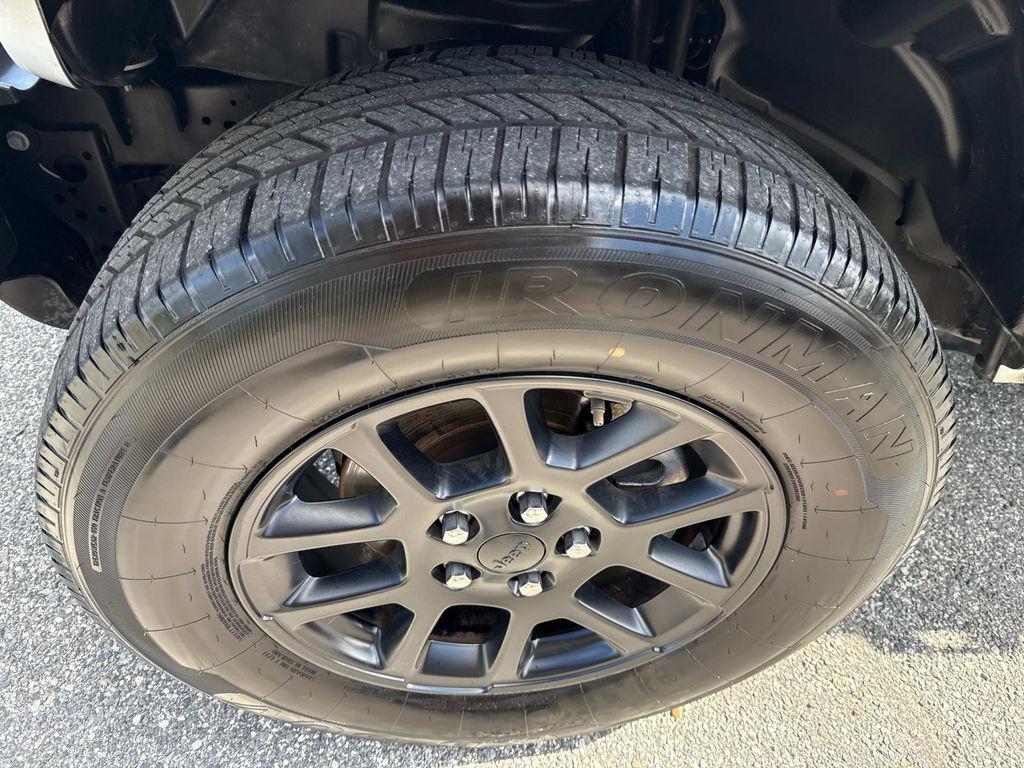 used 2023 Jeep Gladiator car, priced at $26,256