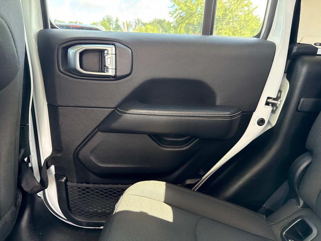 used 2023 Jeep Gladiator car, priced at $26,256