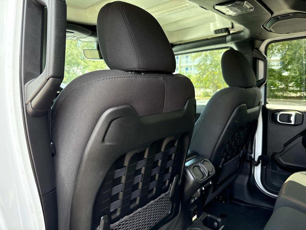 used 2023 Jeep Gladiator car, priced at $33,355