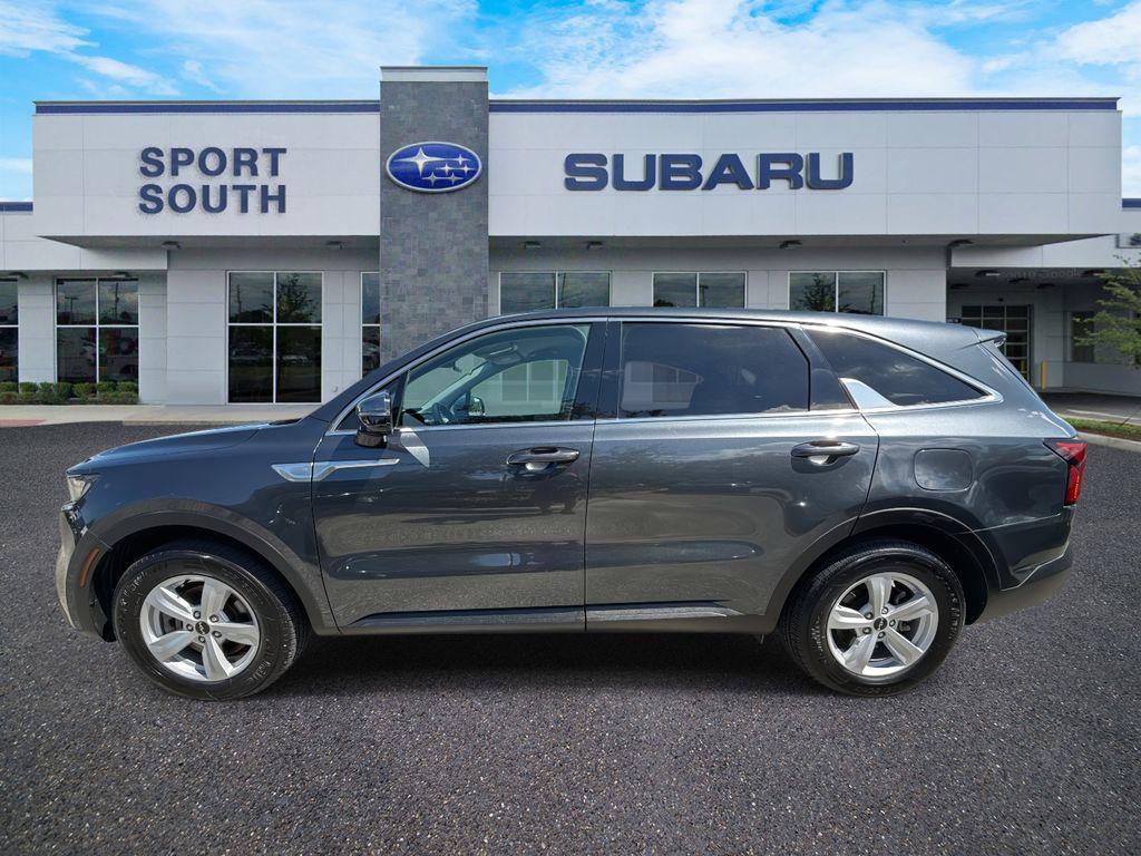 used 2022 Kia Sorento car, priced at $18,801