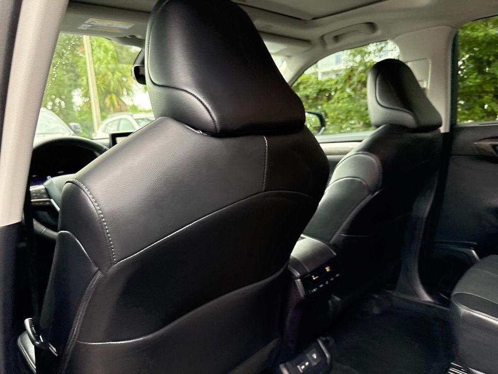 used 2023 Toyota Highlander car, priced at $38,997