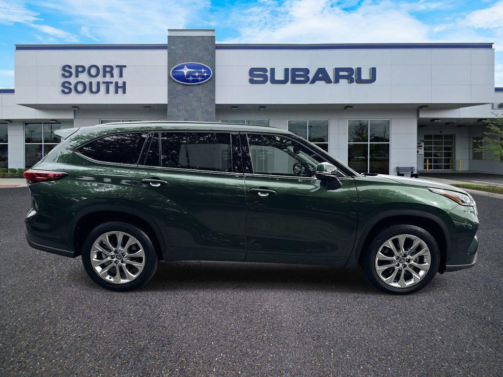 used 2023 Toyota Highlander car, priced at $38,997
