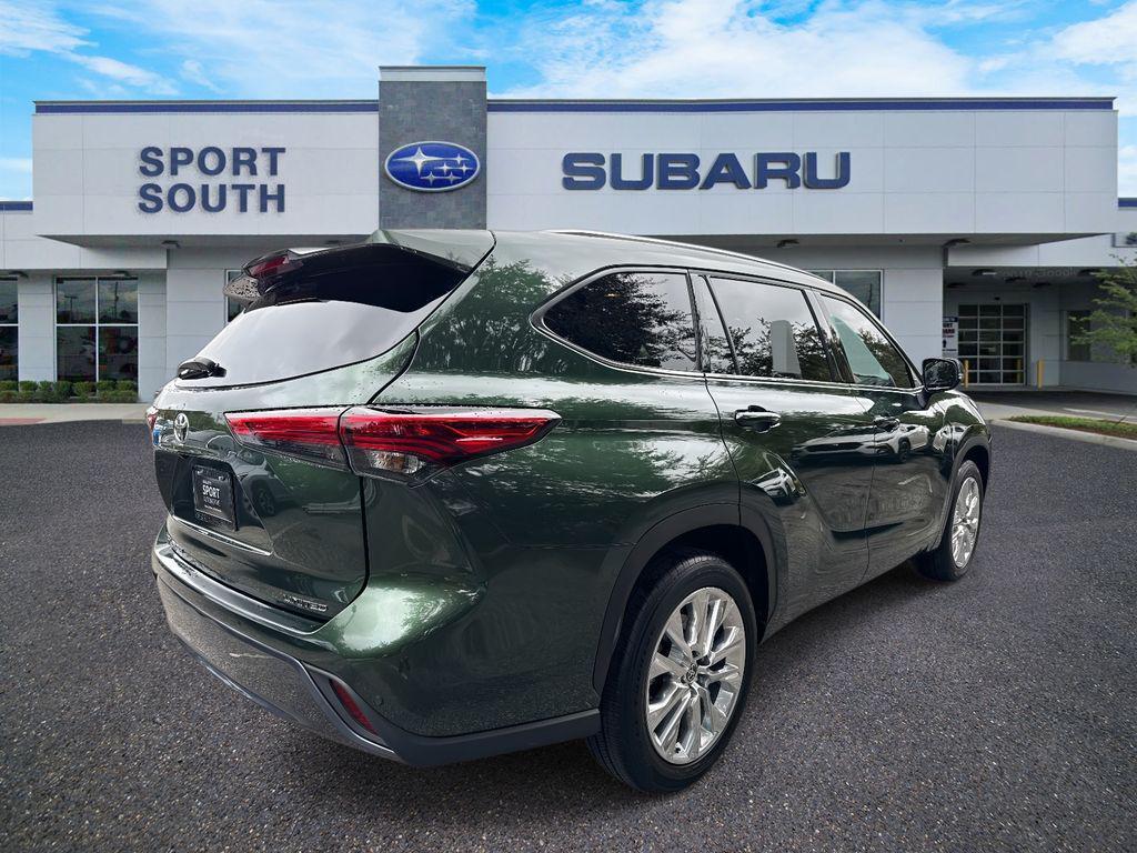 used 2023 Toyota Highlander car, priced at $38,997