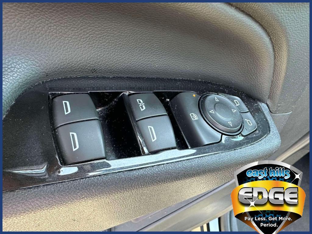 used 2022 Chevrolet Equinox car, priced at $22,995