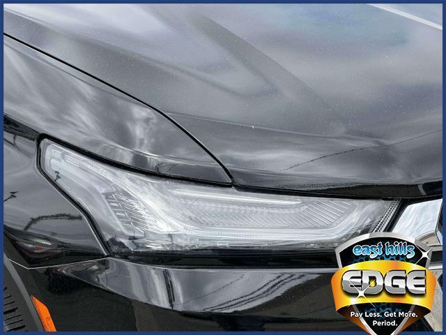 used 2022 Chevrolet Traverse car, priced at $28,995