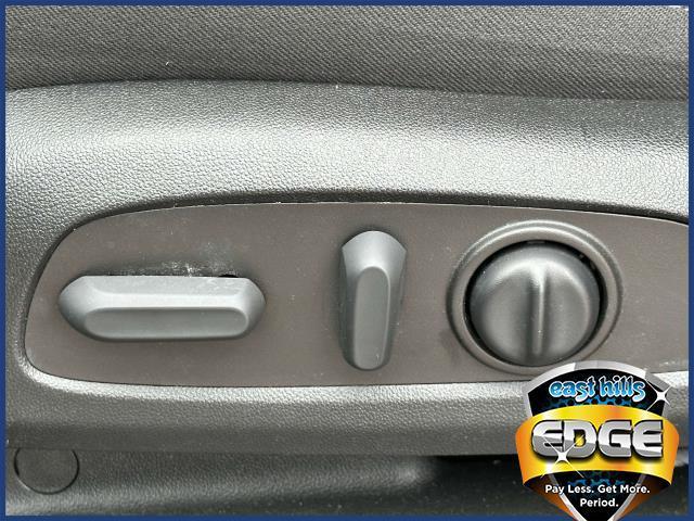 used 2022 Chevrolet Traverse car, priced at $27,995