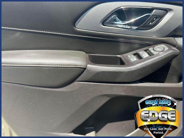 used 2020 Chevrolet Traverse car, priced at $25,995