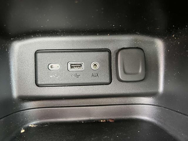 used 2022 Chevrolet Equinox car, priced at $18,995
