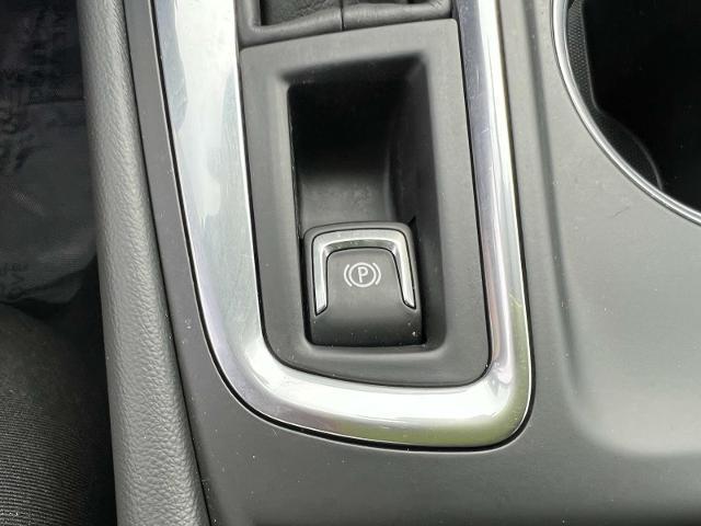 used 2022 Chevrolet Equinox car, priced at $18,995