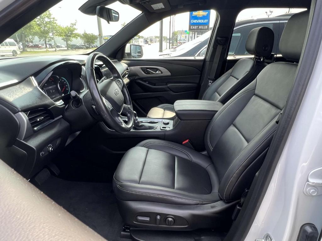 used 2022 Chevrolet Traverse car, priced at $29,995