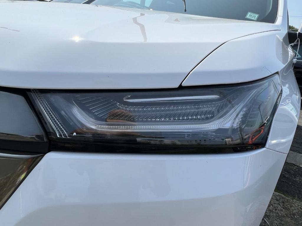 used 2022 Chevrolet Traverse car, priced at $29,995