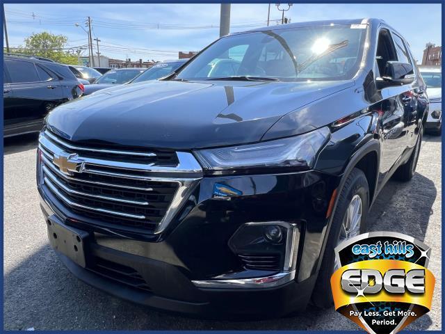 used 2022 Chevrolet Traverse car, priced at $27,995
