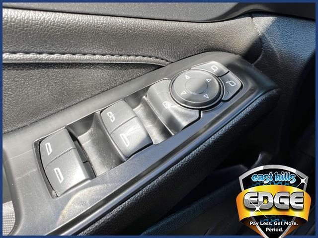used 2022 Chevrolet Traverse car, priced at $27,995