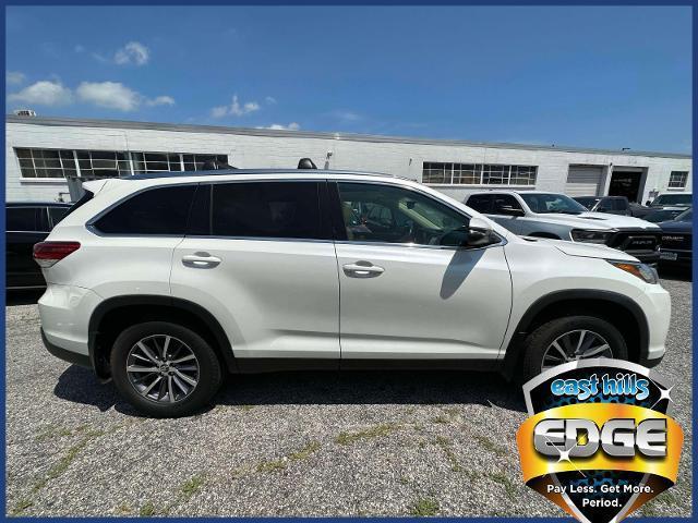used 2019 Toyota Highlander car, priced at $25,995