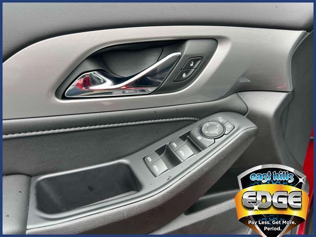 used 2022 Chevrolet Traverse car, priced at $27,995