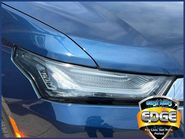used 2023 Chevrolet Traverse car, priced at $27,995