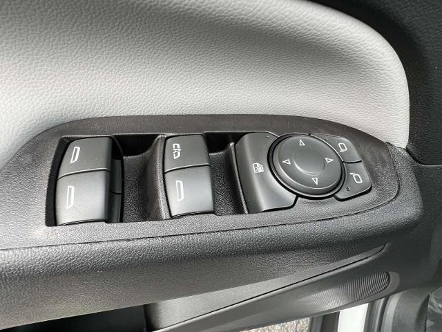 used 2022 Chevrolet Equinox car, priced at $16,595