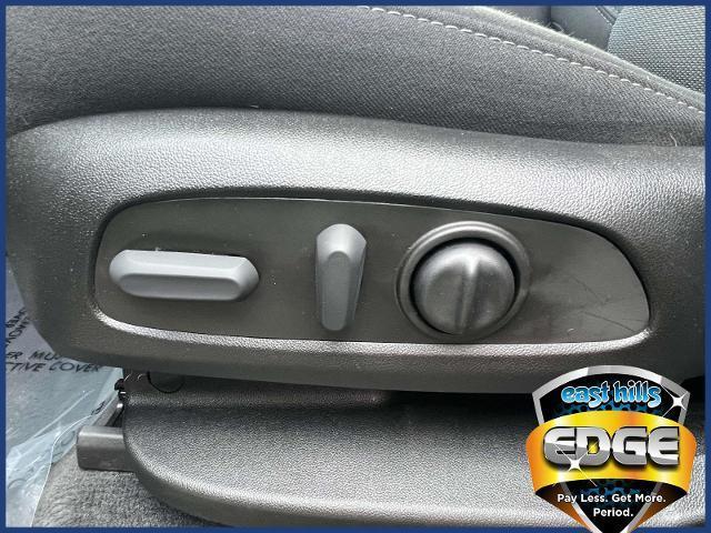 used 2022 Chevrolet Traverse car, priced at $25,595