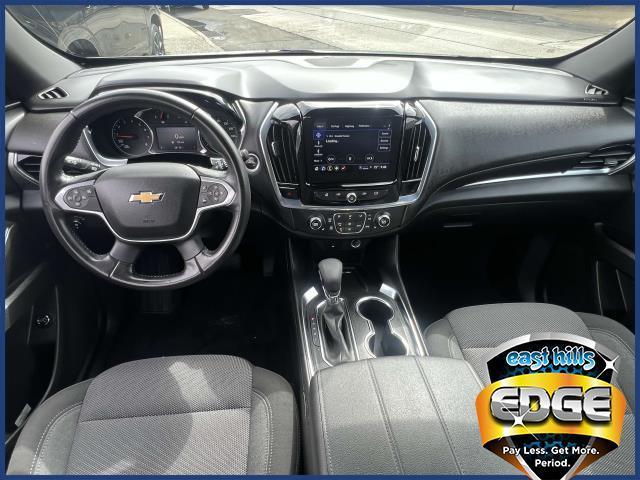 used 2022 Chevrolet Traverse car, priced at $27,995