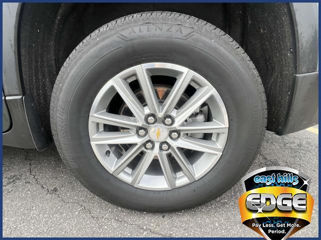 used 2022 Chevrolet Traverse car, priced at $27,995