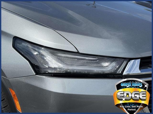 used 2023 Chevrolet Traverse car, priced at $32,595