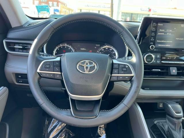 used 2022 Toyota Highlander car