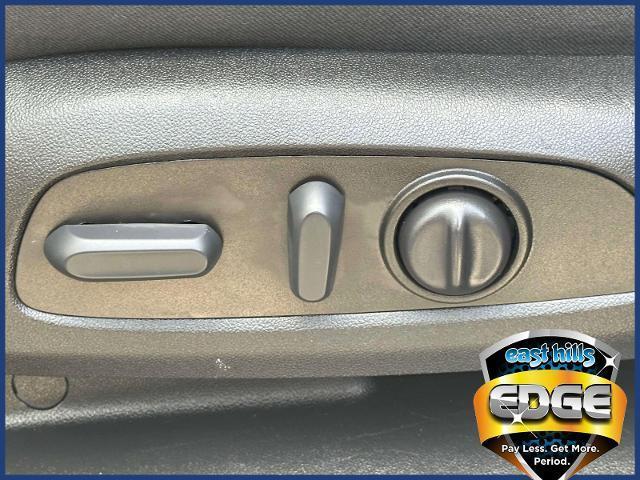 used 2023 Chevrolet Traverse car, priced at $25,495