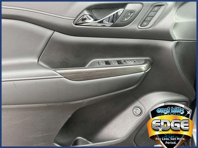 used 2022 GMC Acadia car, priced at $27,220