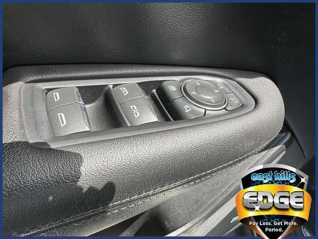 used 2018 Cadillac XT5 car, priced at $17,995