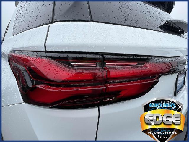 used 2022 Chevrolet Traverse car, priced at $30,595