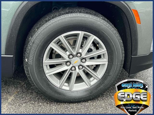 used 2023 Chevrolet Traverse car, priced at $28,995