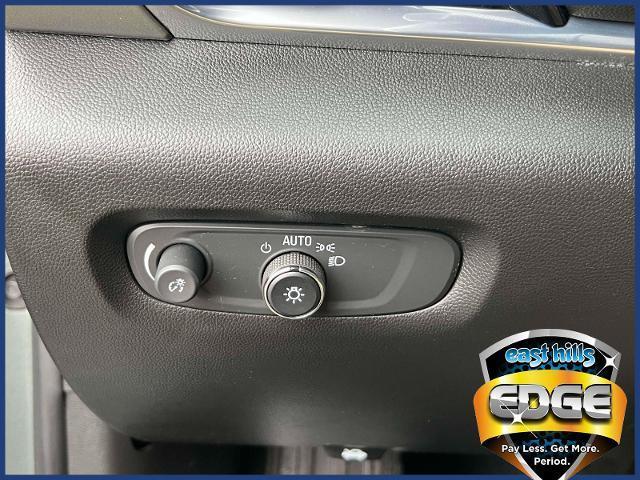 used 2023 Chevrolet Traverse car, priced at $28,995