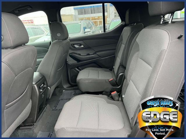 used 2023 Chevrolet Traverse car, priced at $28,995