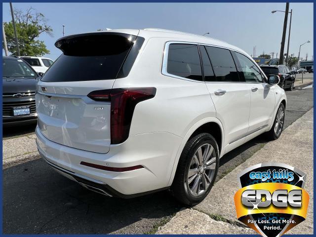 used 2022 Cadillac XT6 car, priced at $35,695