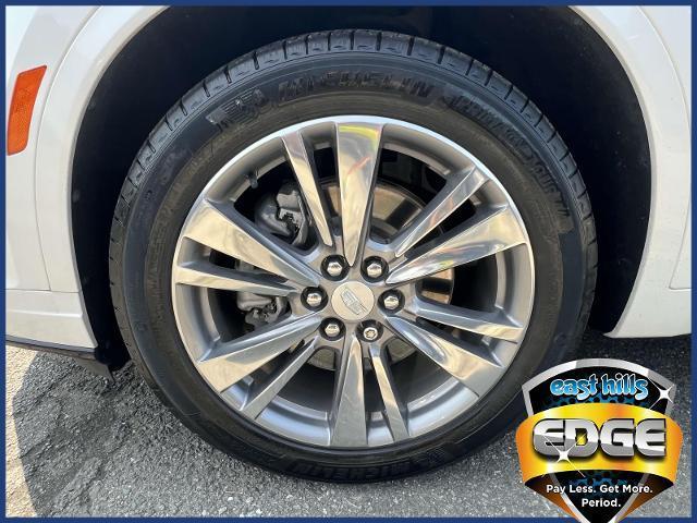 used 2022 Cadillac XT6 car, priced at $35,695