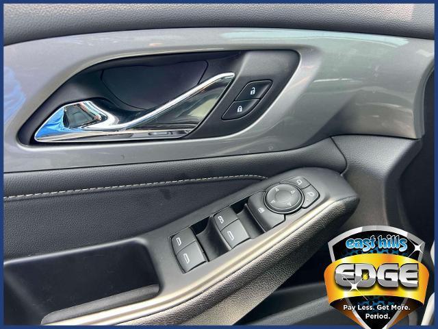 used 2023 Chevrolet Traverse car, priced at $32,995