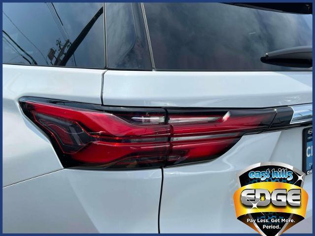 used 2023 Chevrolet Traverse car, priced at $32,995
