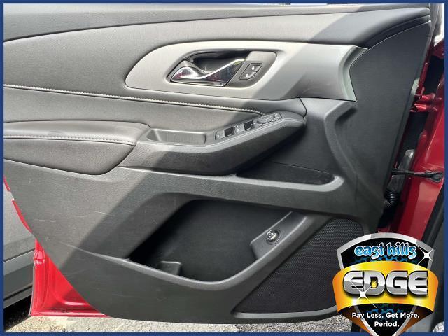 used 2022 Chevrolet Traverse car, priced at $28,995