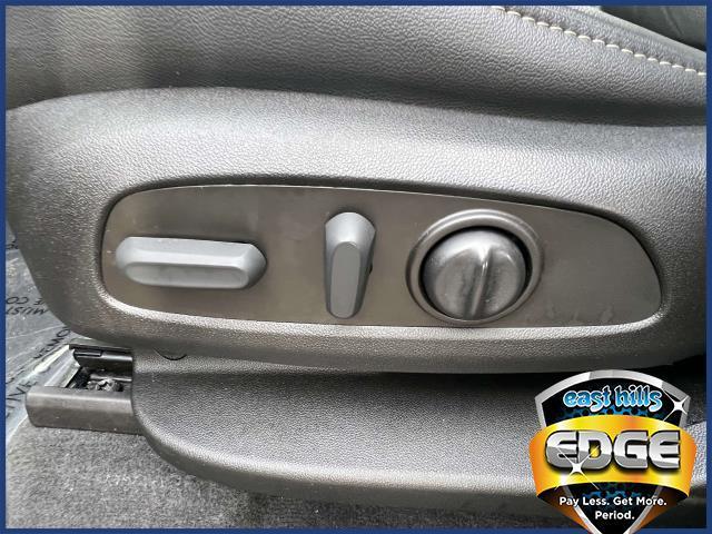 used 2022 Chevrolet Traverse car, priced at $28,995
