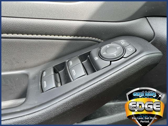 used 2022 Chevrolet Traverse car, priced at $28,995