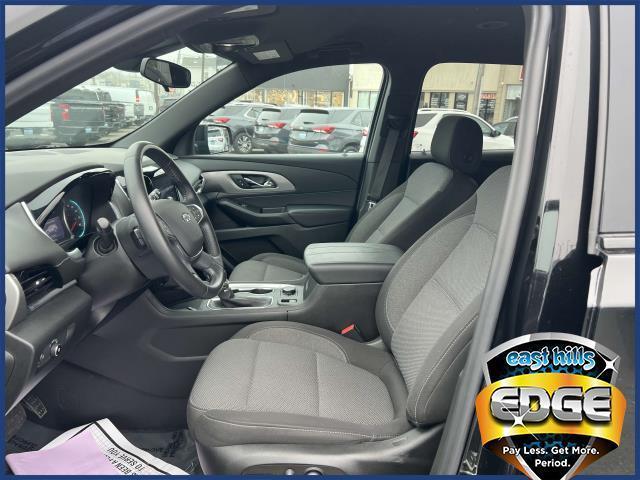used 2022 Chevrolet Traverse car, priced at $29,104