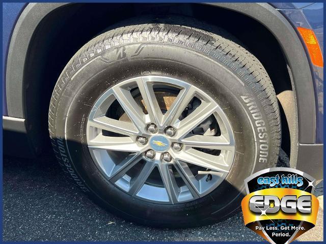 used 2023 Chevrolet Traverse car, priced at $27,499