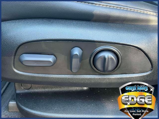 used 2023 Chevrolet Traverse car, priced at $27,499