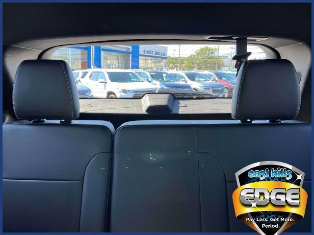 used 2023 Chevrolet Traverse car, priced at $27,499