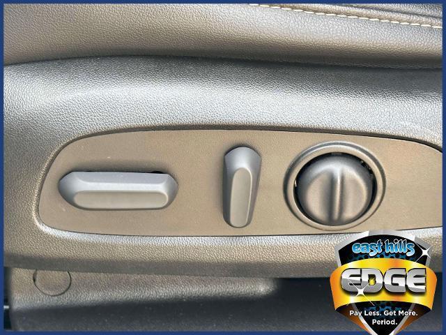 used 2022 Chevrolet Traverse car, priced at $26,999