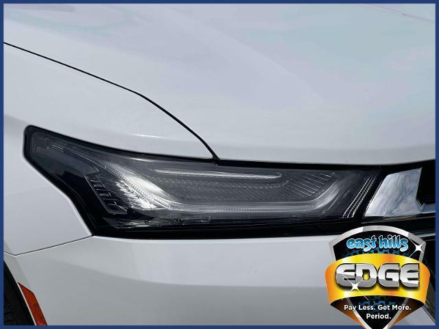 used 2022 Chevrolet Traverse car, priced at $26,999