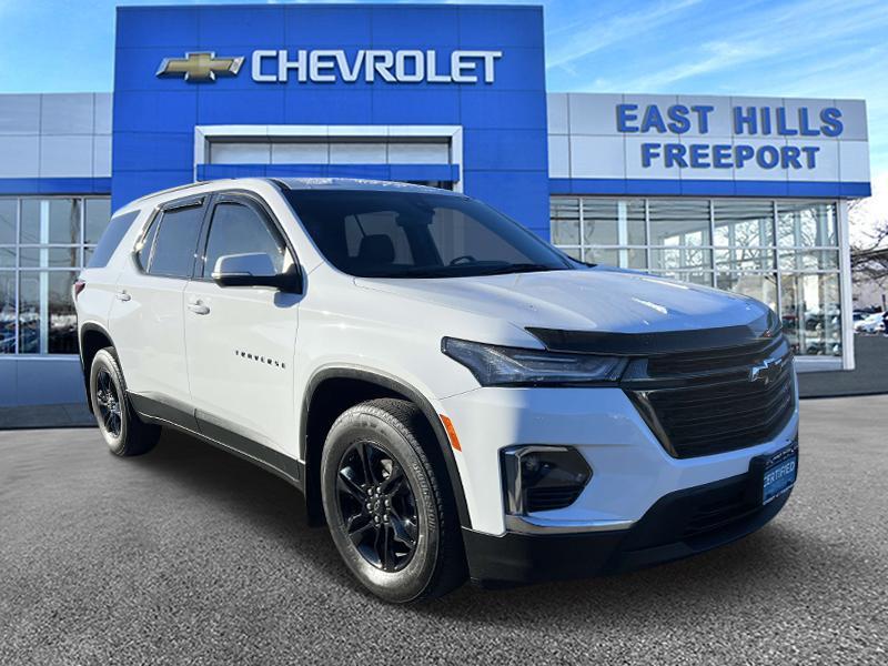 used 2022 Chevrolet Traverse car, priced at $28,595