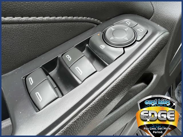 used 2022 Chevrolet Traverse car, priced at $27,495