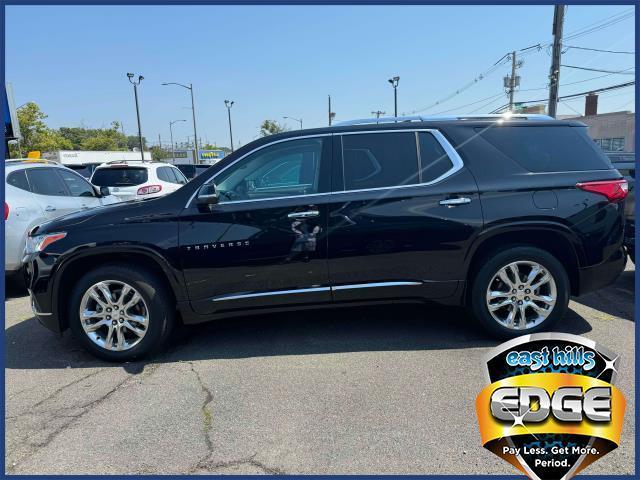 used 2021 Chevrolet Traverse car, priced at $32,999