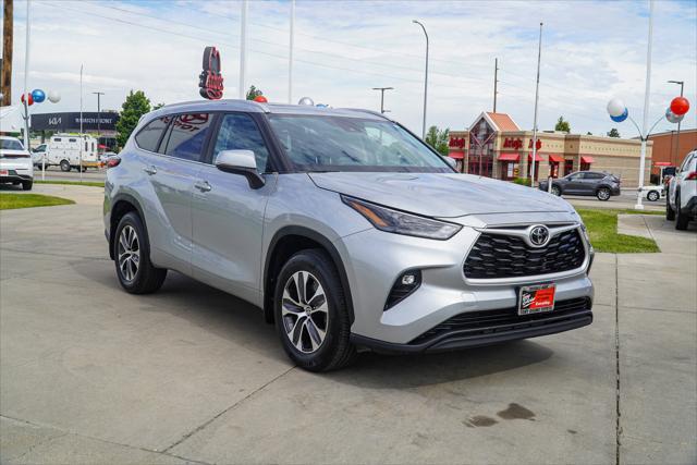 used 2023 Toyota Highlander car, priced at $40,255